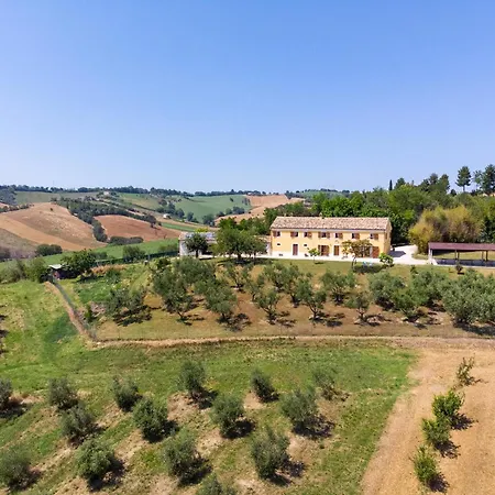 Historic Farmhouse On The Hills A Step Away From The Seaside Of Senigallia Prázdninový dům *
