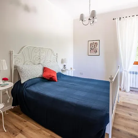 Prázdninový dům Historic Farmhouse On The Hills A Step Away From The Seaside Of Senigallia *